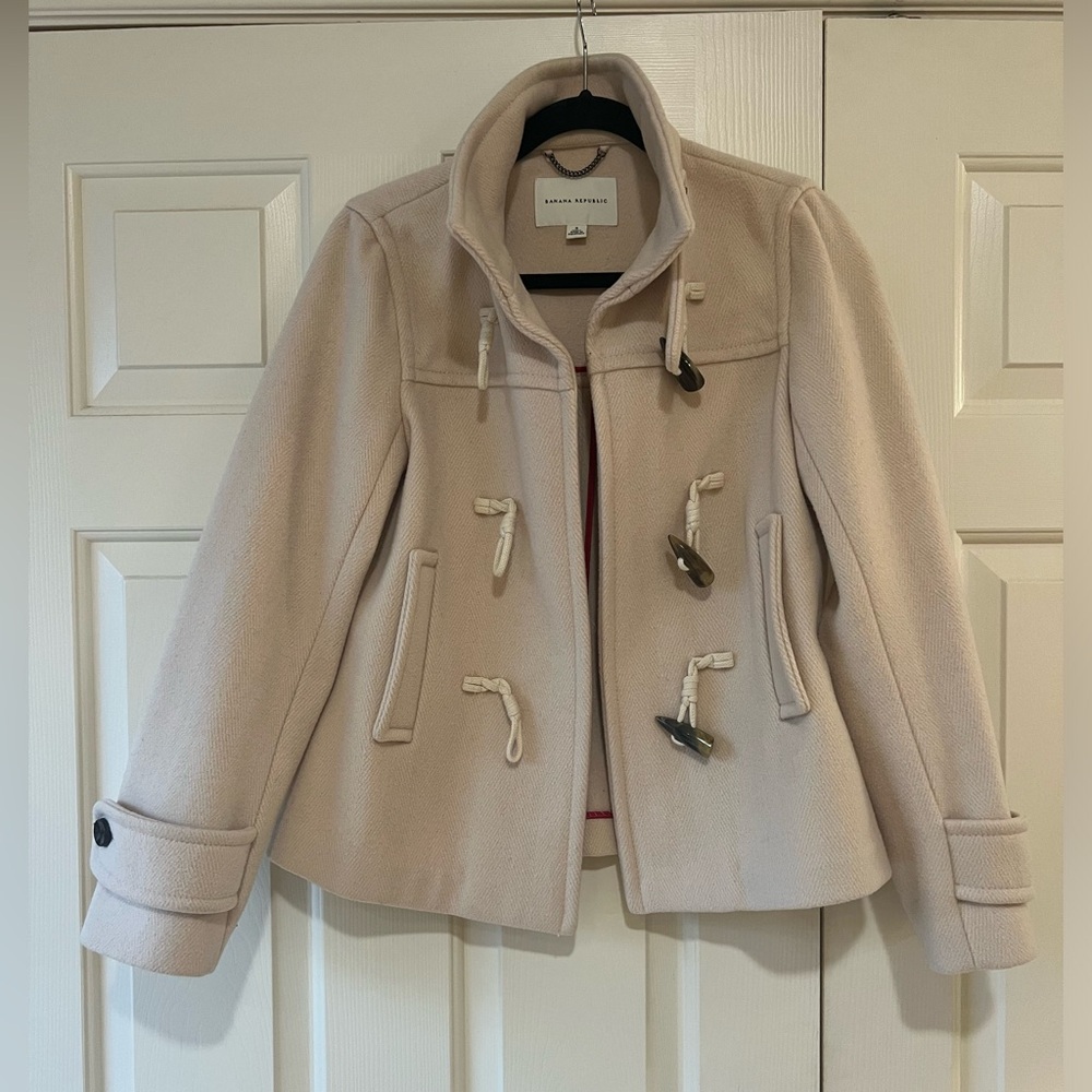 Banana Republic cream wool, toggle short coat Size S